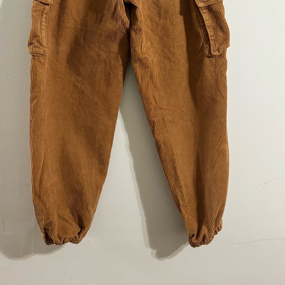 Forever 21 corduroy brown pants - Picture 5 of 5
